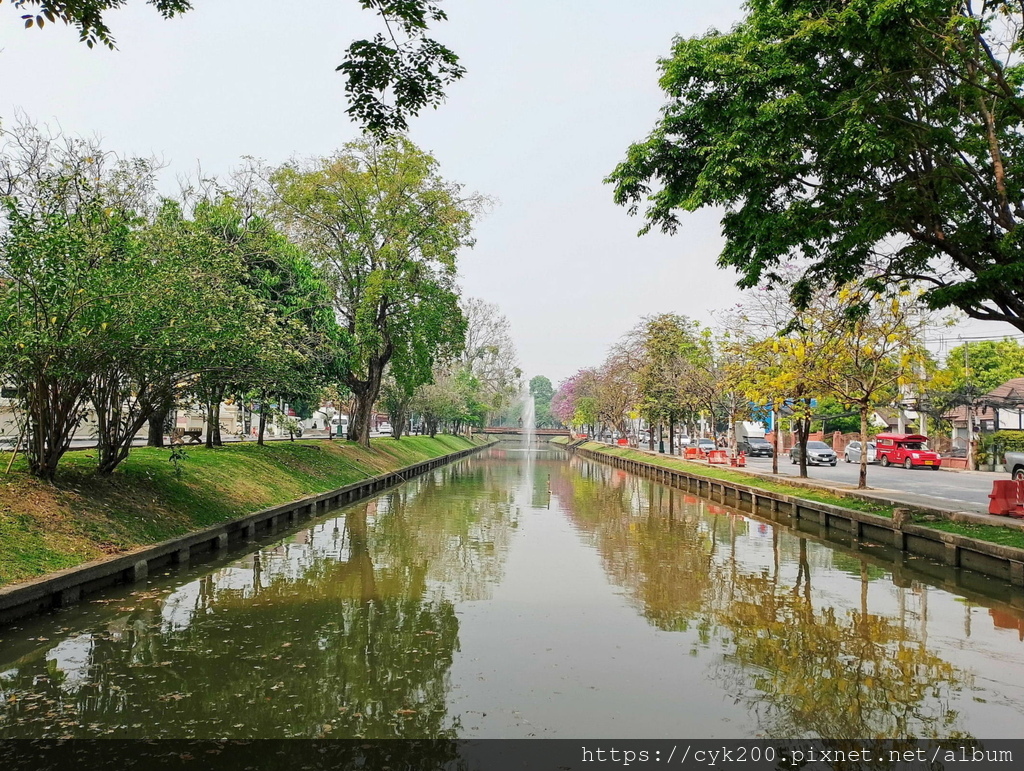 '24 03 18 _035 護城河.jpg