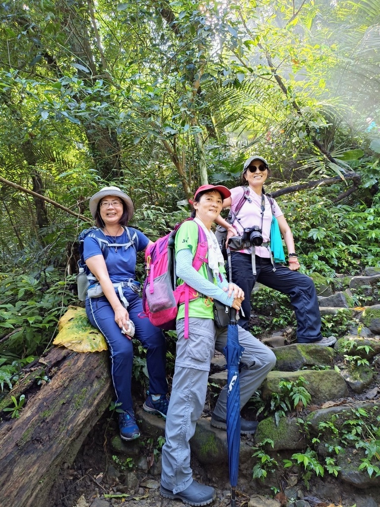 LINE_ALBUM_20230916 新溪洲山_230916_11.jpg