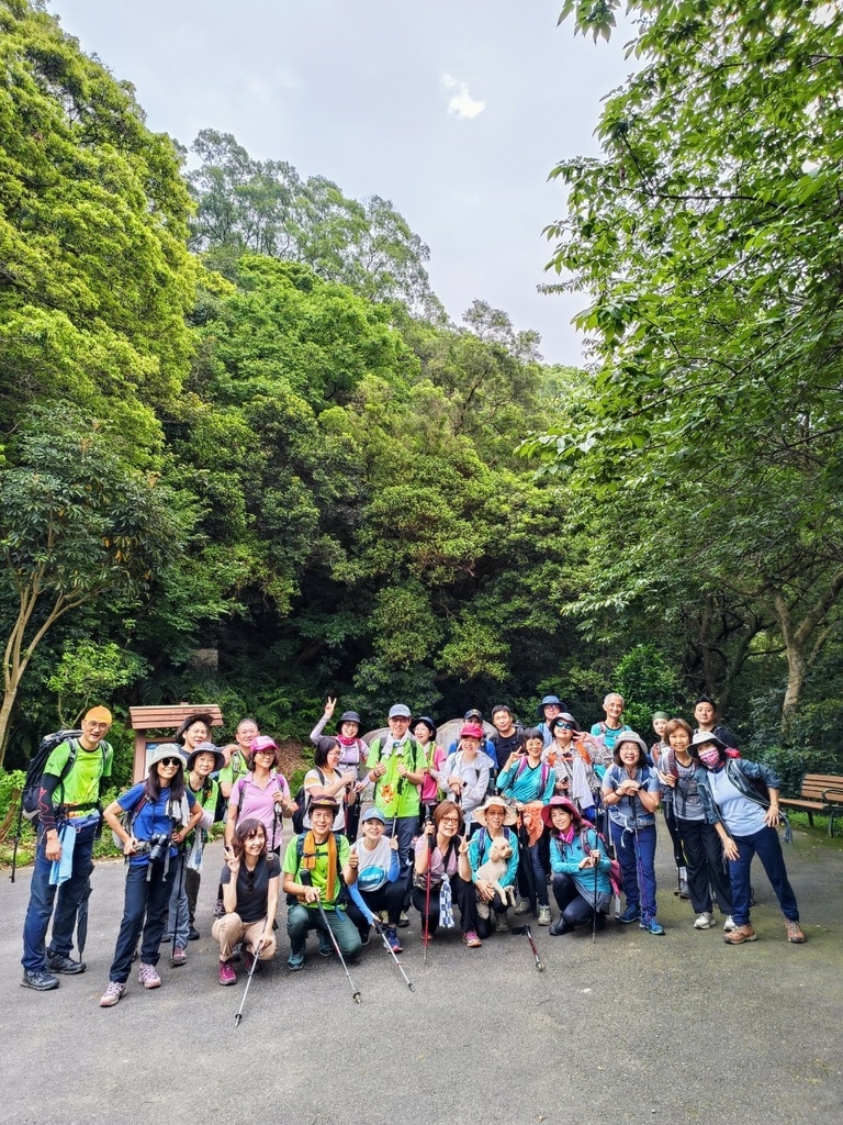 LINE_ALBUM_20240413 林口頂福巖步道_240413_4.jpg