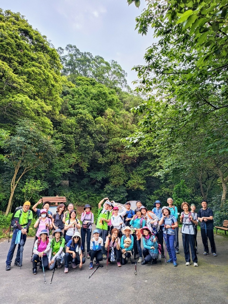 LINE_ALBUM_20240413 林口頂福巖步道_240413_6.jpg