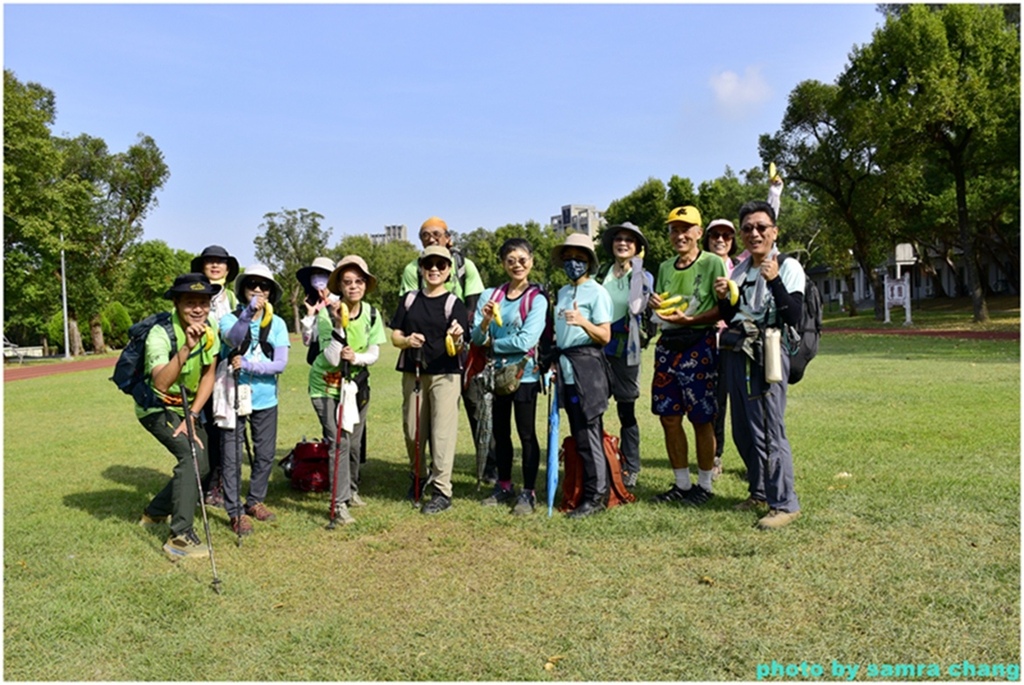 一次拍三個三角點20251011