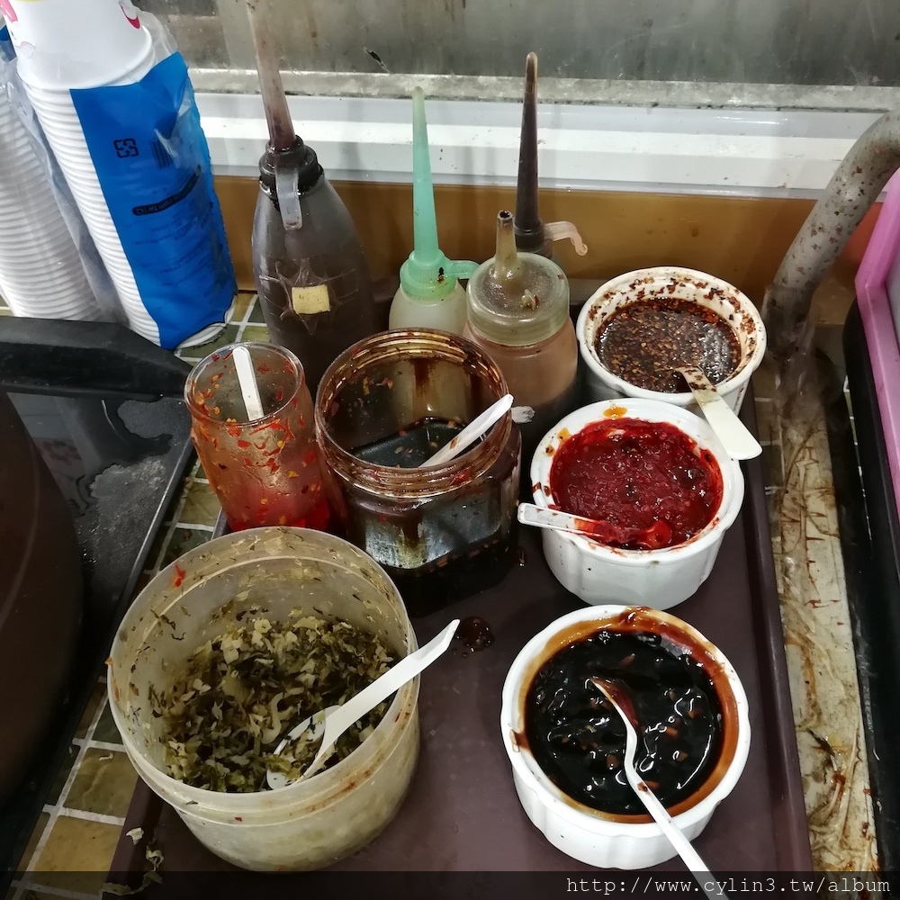 （已歇業）[內湖牛肉麵推薦]林掌櫃拉麵館：牛肉麵也能有南洋風