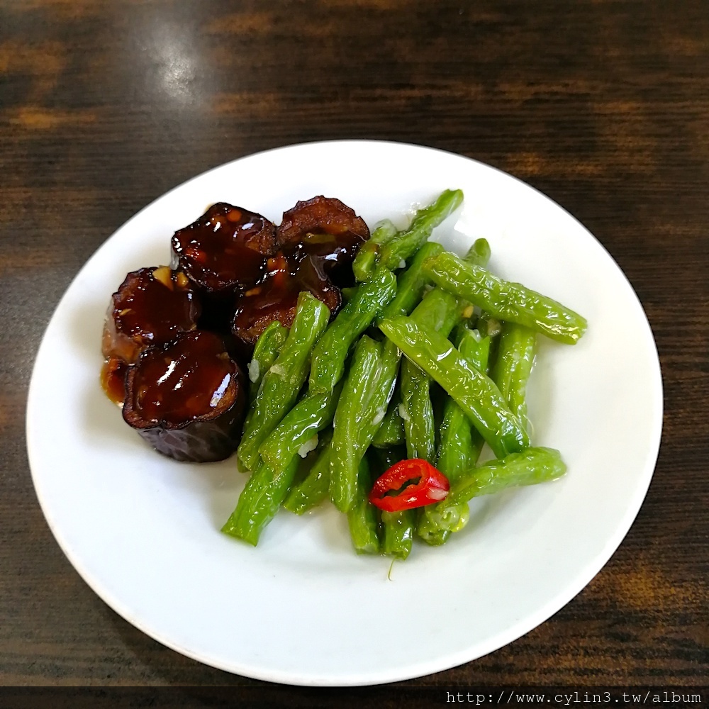 （已歇業）[內湖牛肉麵推薦]林掌櫃拉麵館：牛肉麵也能有南洋風