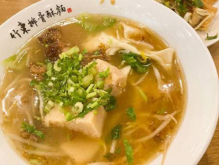 │訂製 │ 竹東邱排骨酥麵總店的小細節-手工銅桌牌