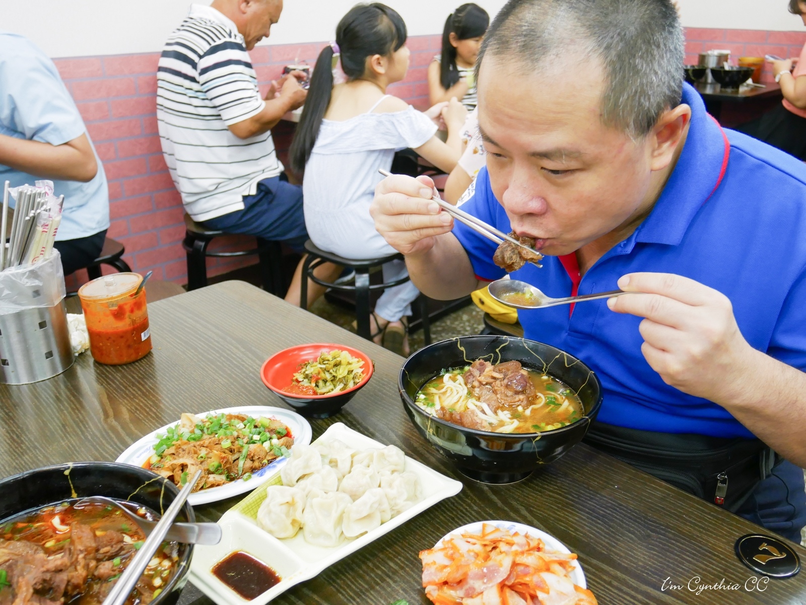 下新莊美食推薦捷運丹鳳站阿忠牛肉麵菜單