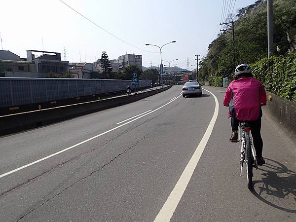 1050229迴龍-桃園-中壢-青埔桃園燈會單車行005.jpg