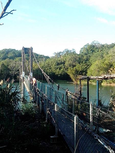 寶湖吊橋