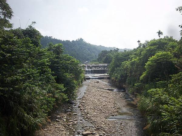 橋下松柏坑溪