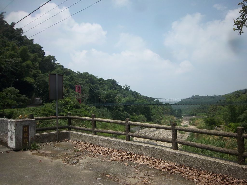 行霖吊橋 行懷橋