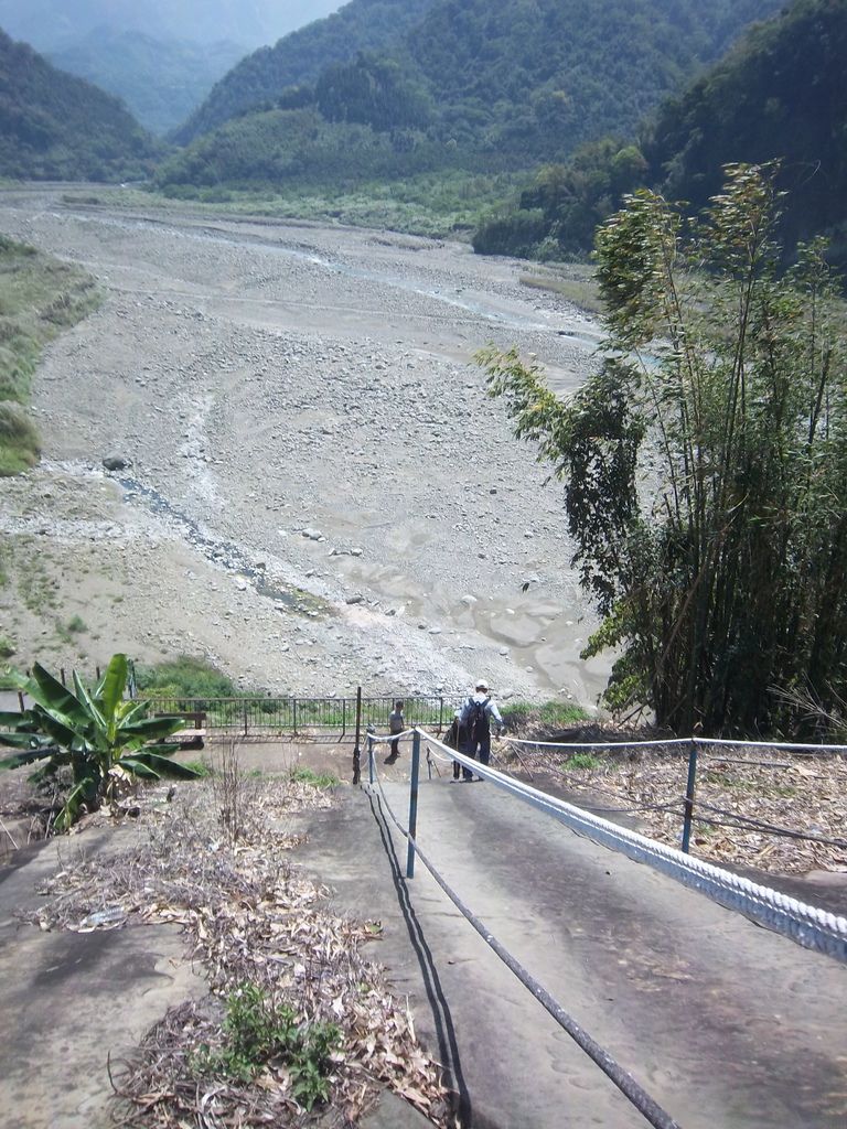 峭壁雄風