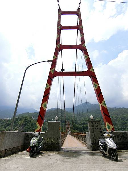 嘎啦鳳吊橋（桃源）