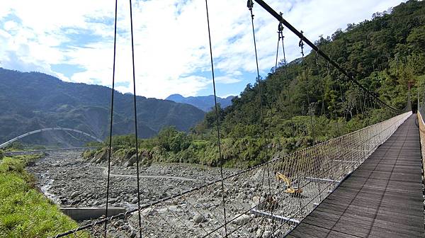 行峯吊橋（豐山村）