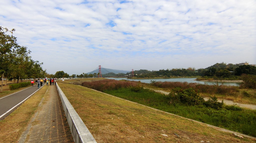 日昇蓬萊吊橋（燕巢）