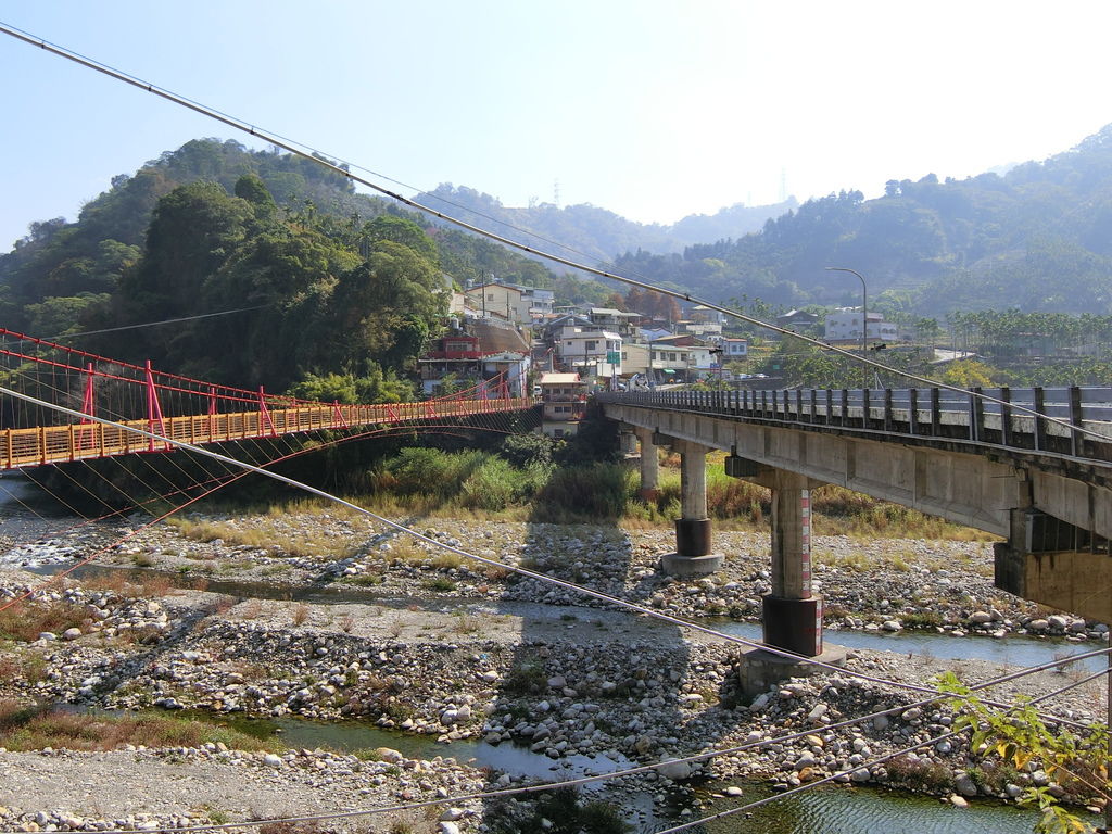 福興吊橋（東勢新社）