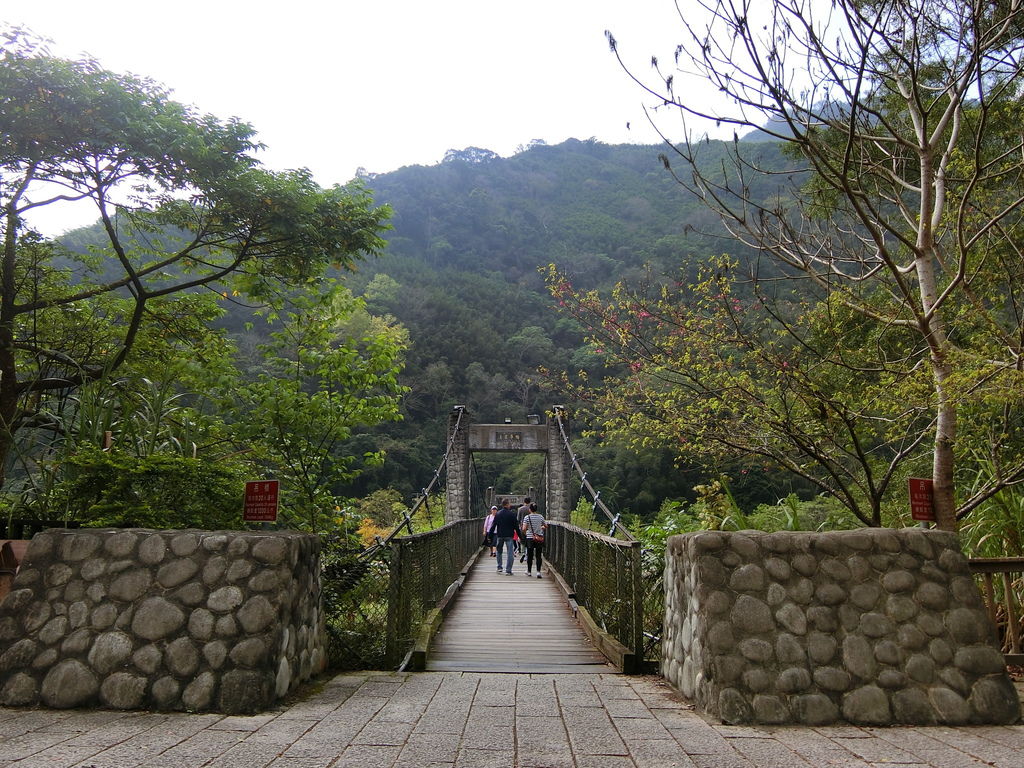 清泉吊橋（五峰）