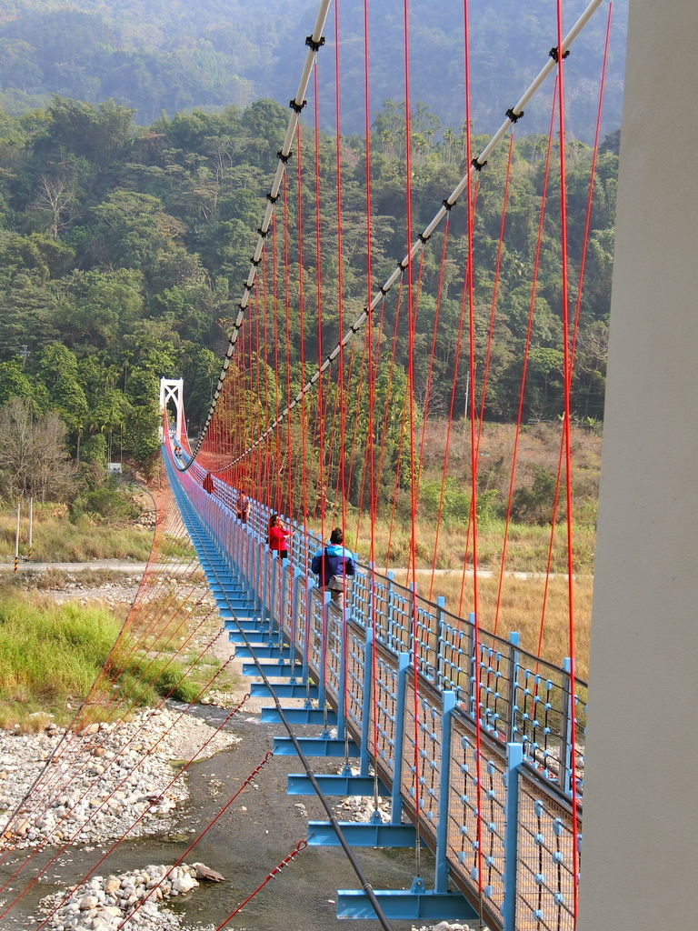 白鹿吊橋（和平）