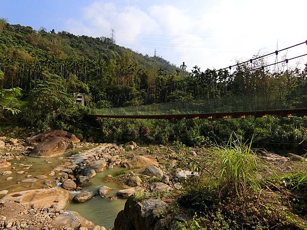 粗坑吊橋（中寮）