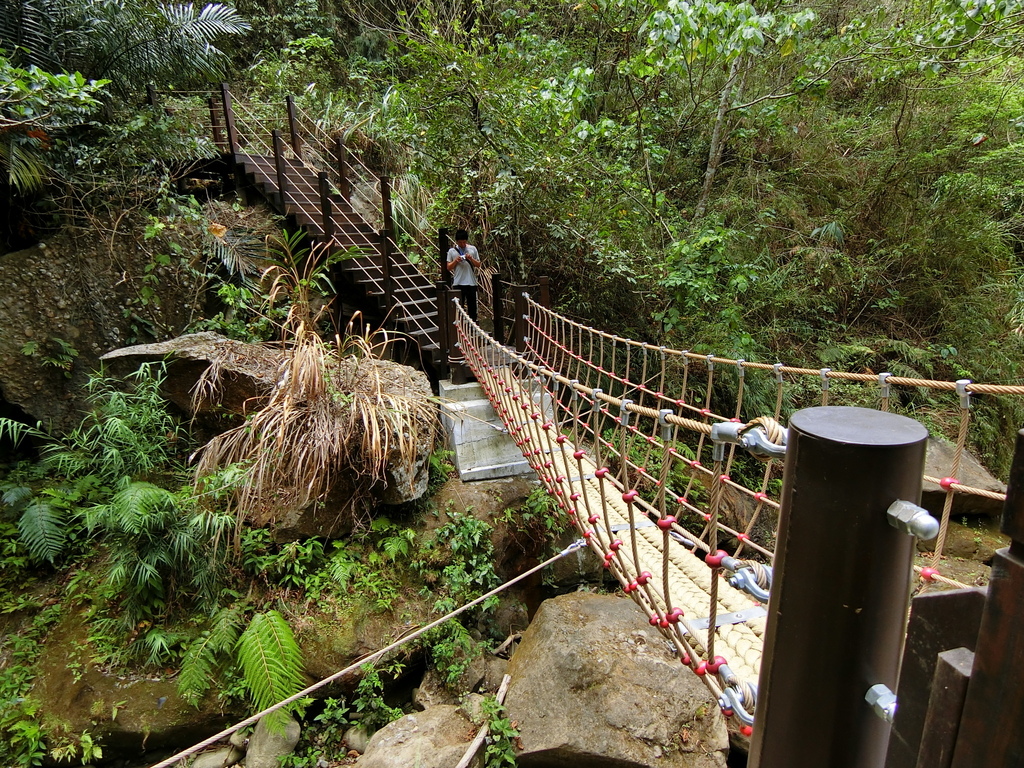 蝙蝠洞延伸步道 第1吊橋