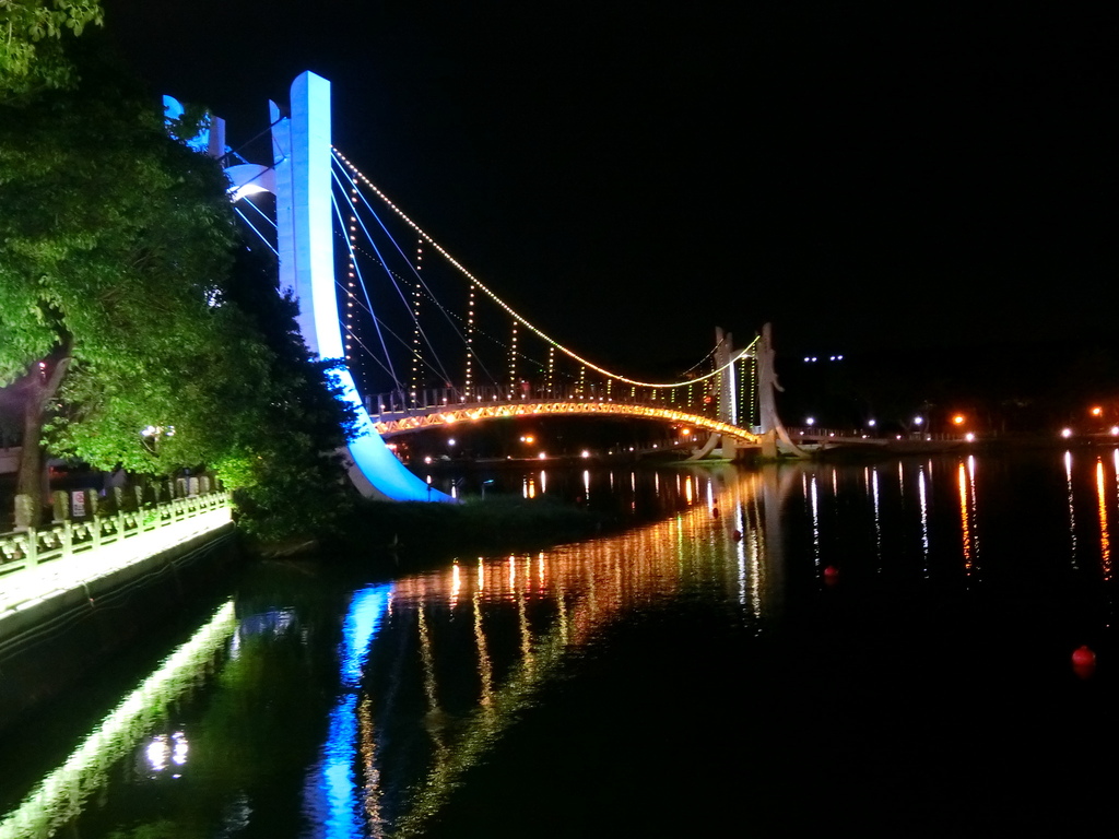 龍潭大池觀光吊橋（龍潭）