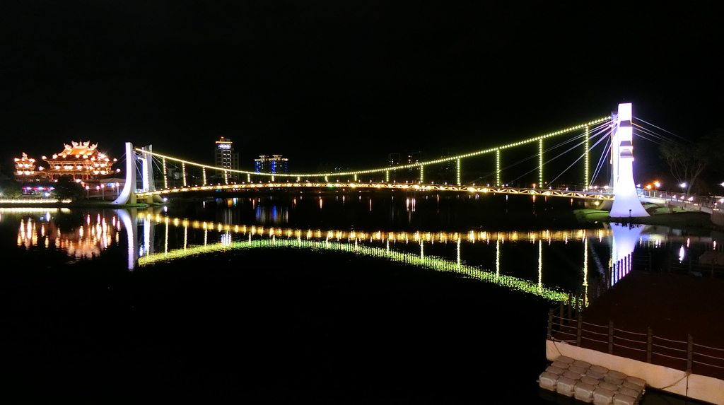 龍潭大池觀光吊橋（龍潭）