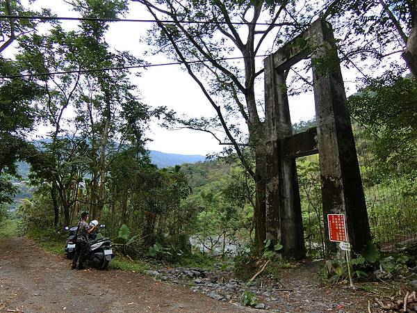 霧瓦娜吊橋（茂林里）