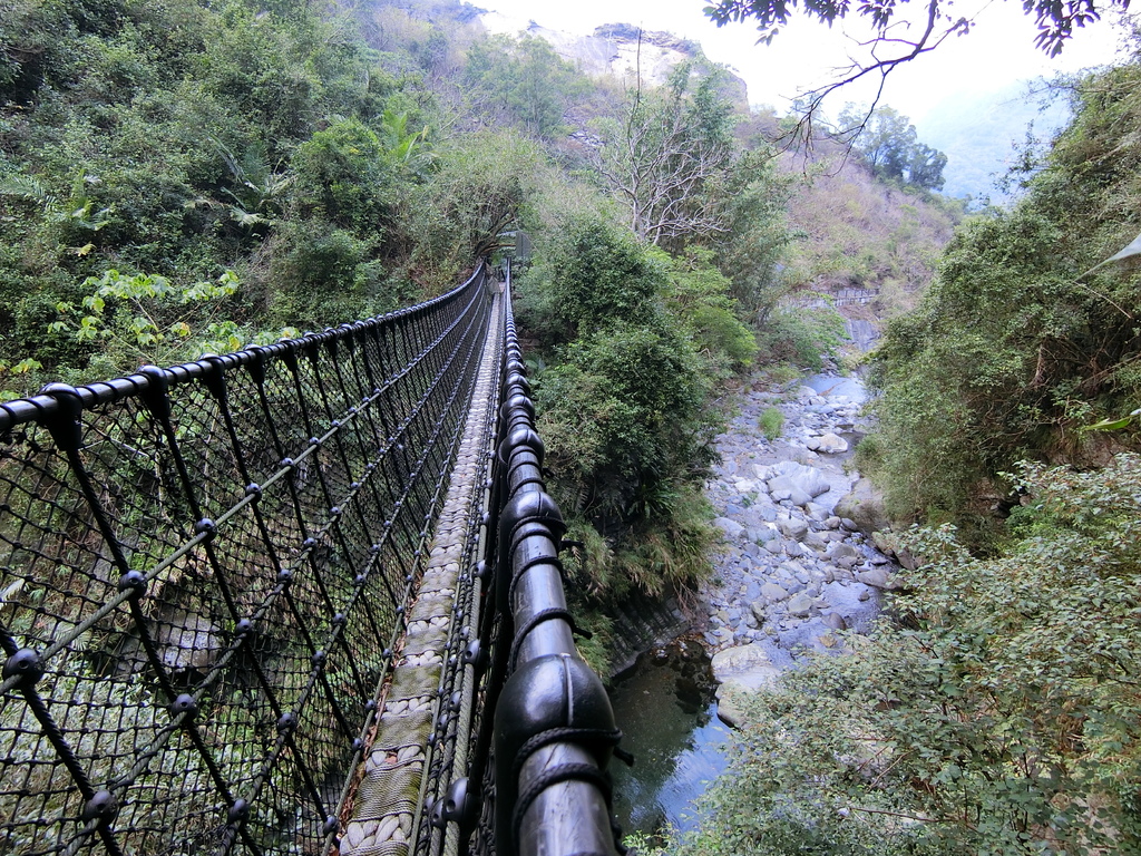 神山瀑布繩索吊橋（霧台）