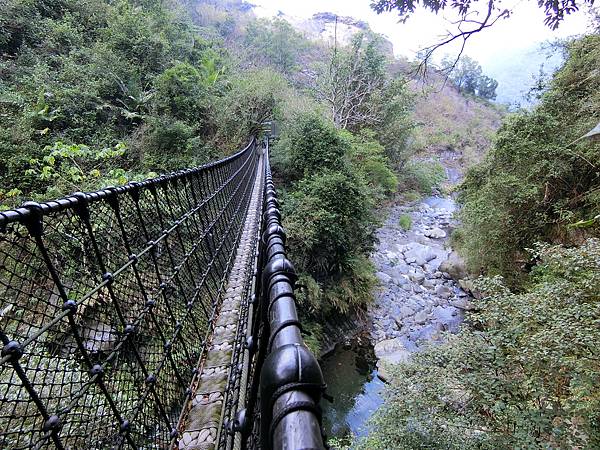 神山瀑布繩索吊橋（霧台）