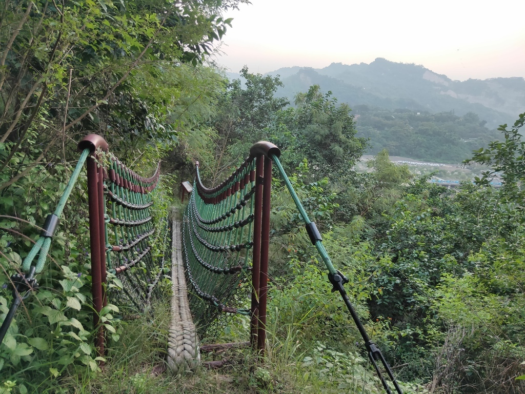 烏山嶺水利古道吊橋２