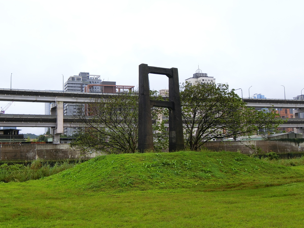 葫蘆洲吊橋橋墩（內湖）