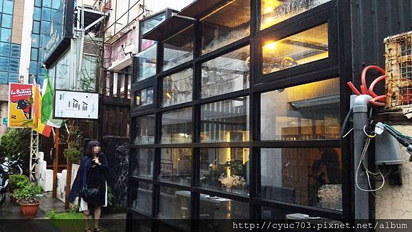 P_20150829_175052.jpg P_20150829_175052.jpg