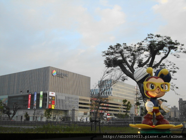 臺南市東區 : 南紡夢時代購物中心 臺南市東區 : 南紡夢時代購物中心