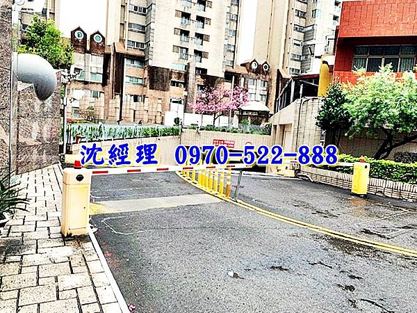 新竹市北區光華二街72巷38之22號14樓新竹法拍屋代標沈先生0970522888新竹市北區法拍屋新竹小城五房平車電梯大樓台大醫院新竹分院旁4.jpg