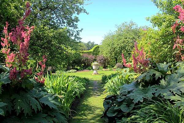 17英國行札記 利文思花園levens Hall Gardens Dina的花園 痞客邦