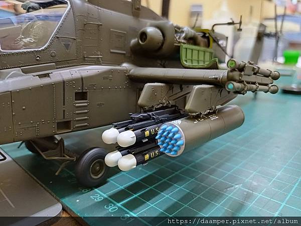 SNOWMAN & MMCT 1/35 AH-64E Apa