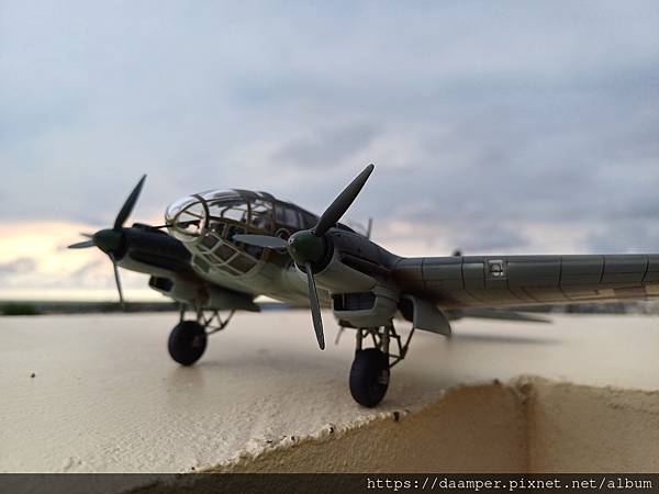 HASEGAWA 1/72 Heinkel Helll H-