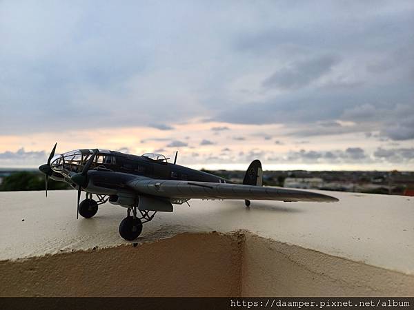 HASEGAWA 1/72 Heinkel Helll H-