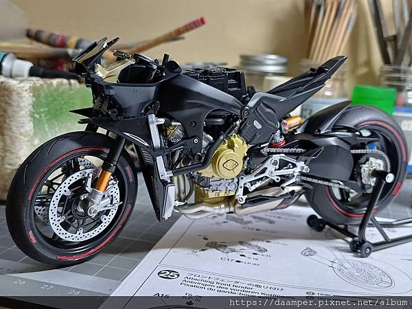 TAMIYA 1/12 DUCATI SUPERLEGGER