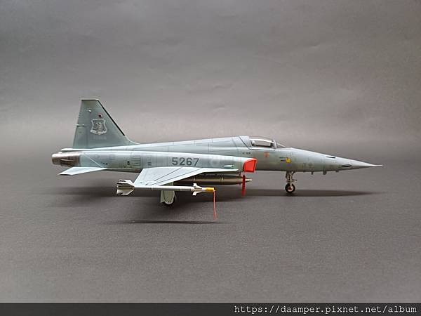 AFV 戰鷹 1/48 737聯隊第八中隊 F-5E 526