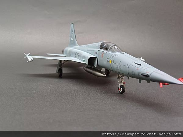 AFV 戰鷹 1/48 737聯隊第八中隊 F-5E 526