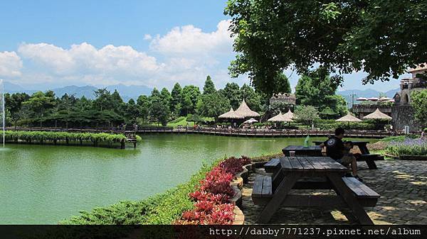 新社莊園