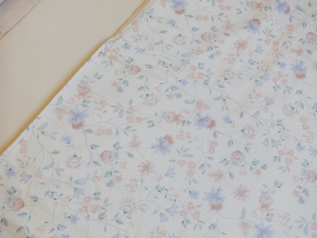 〈寢具開箱〉【HOYACASA 禾雅寢具】款式超美！潤澤光膠