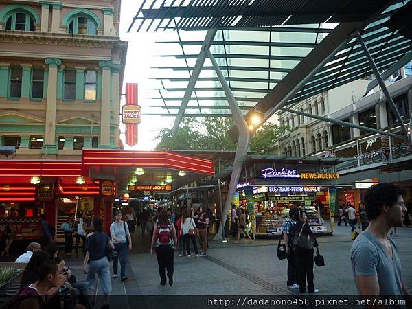 6005030-Hungry_Jacks_Queenstreet_Brisbane-0 6005030-Hungry_Jacks_Queenstreet_Brisbane-0