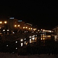 晚上的運河
