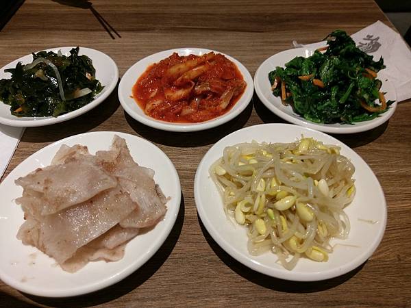 午餐_190215_0378.jpg 午餐_190215_0378.jpg