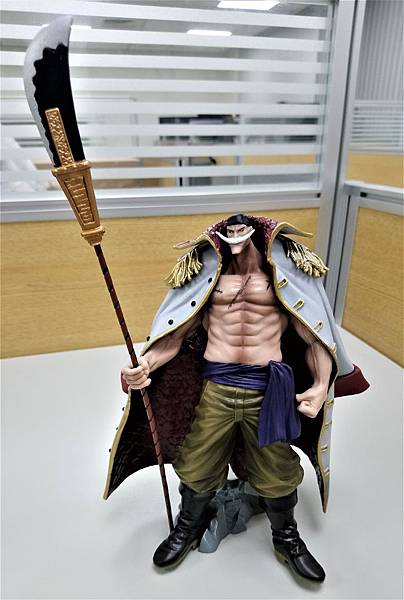 景品 DXF The Grandline Men Special 白鬍子 ＆ 墓碑