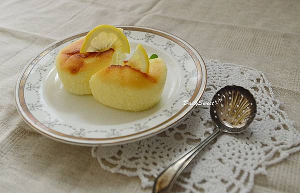 舒芙蕾乳酪蛋糕1.JPG 舒芙蕾乳酪蛋糕1.JPG