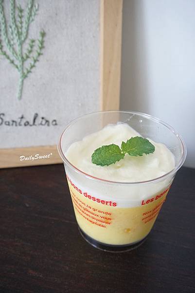 芒果布丁.JPG 芒果布丁.JPG