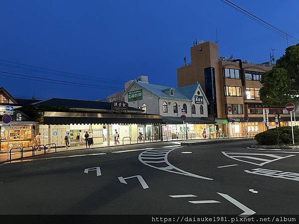 JR鎌倉駅.鎌倉江ノ電駅