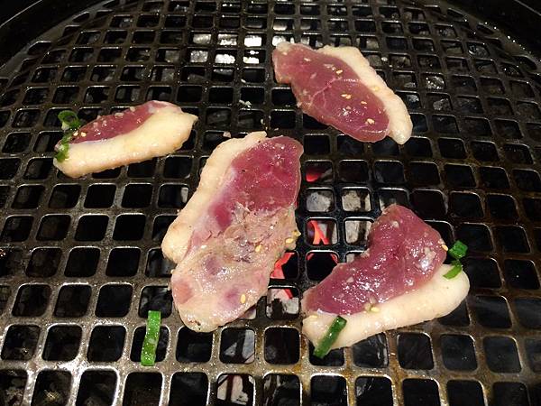IMG_8895牛角 日本燒肉專賣店 鴨肉