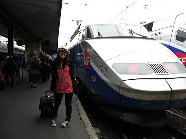 TGV子彈列車原來長這樣啊